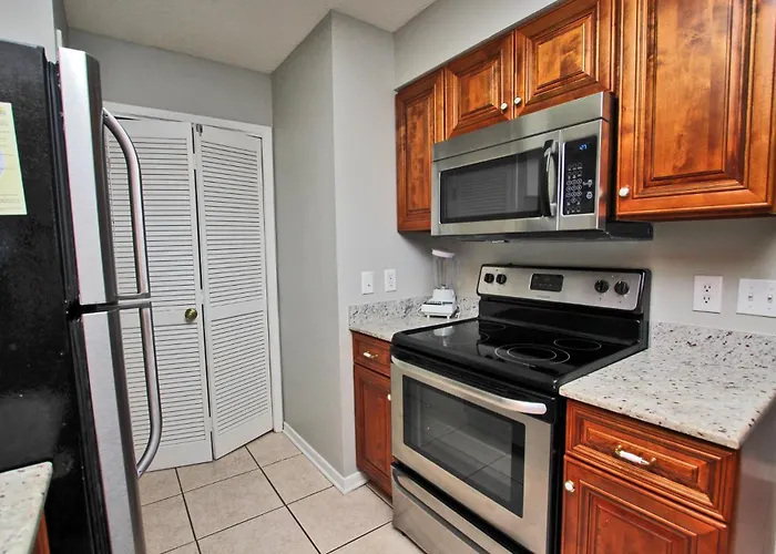 Apartment Boardwalk 682 By Youngs Suncoast